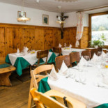 Schaurhof food