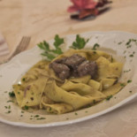 Pineta Comida