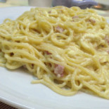 Pizzeria Charlie food