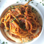 Maneggio E Lo Sperone Nourriture
