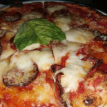 O' Scugnizzo Comida