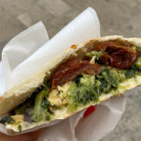 L'angolino Di Via Matteotti food