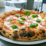 Il Testone Pizza Store food