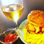 Momaburger Nourriture