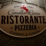 Cavallo Rosso Nourriture