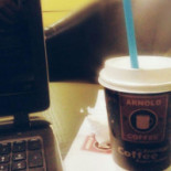 Arnold Coffee Nourriture