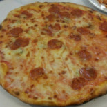 Pizzeria Vesuvio food