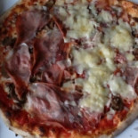 All'angolo Pizzeria D'asporto Salvatronda food