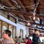 Wolf Village Comida