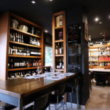 Wine Teanum Nourriture