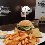 Foodballpub food