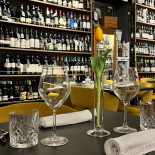 Mojbha Winebar Comida