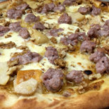 Bella Napoli food