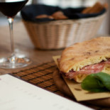 Enoteca Allegra Comida