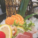 Umeya Sushi Comida