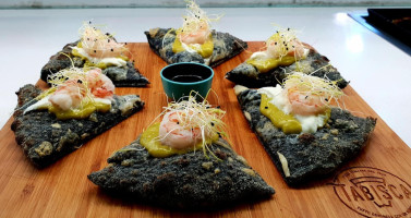 Pizzeria Tabisca food