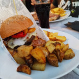 La Burghereja Comida