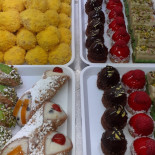 Pasticceria Chantilly food