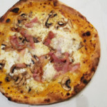 Pizzeria Speedy Pizza food