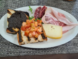 Bacco E Demetra food