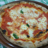Pizzeria La Bruna food