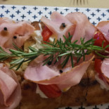 Piaciri Nourriture