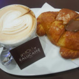 RalucaffÈ