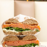 White Bakery Comida