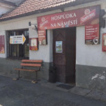 Tavern On The Square U Fisi outside