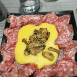 Corsopolitan Comida