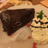 Amos Platz food