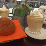 Anna Gelateria Outside