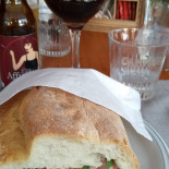 Retrovino Nourriture