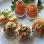 Amico Sushi Comida