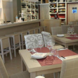 Divinity Cafe Dentro