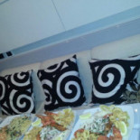 J Class Caffe Comida