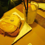 Frulleria Cafe Comida