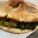 L'angolino Di Via Matteotti food