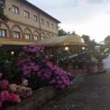 Montebuoni food