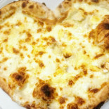 Oste Allegro Pizza Bataroe food