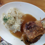 Biergarten Caldaro Comida