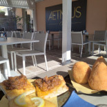 Aetneus Caffe food