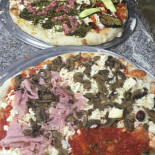 Pizzeria Del Centro Di Izzo Alberico food