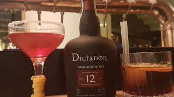 Rima Pub Con Cucina food