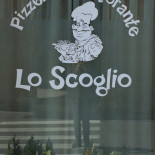 Lo Scoglio food
