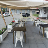 L’officina Del Gusto inside