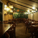 Full Stop Pub À l'intérieur