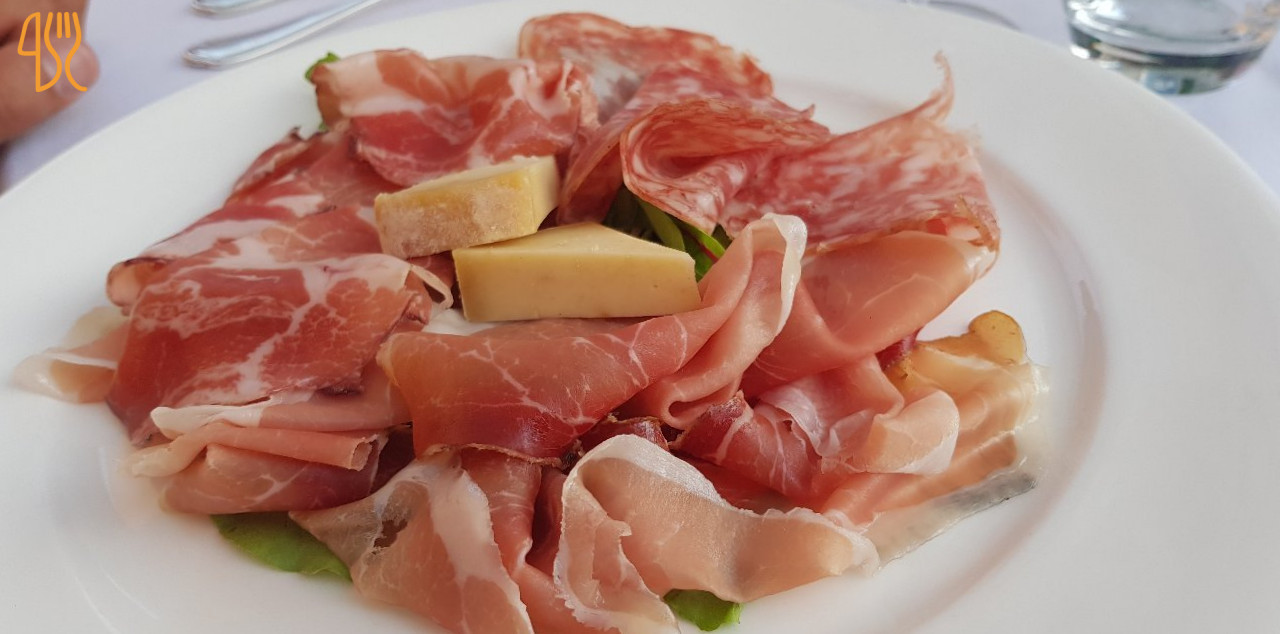 Villa Moscardo Comida