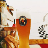 Tiny Pub Nourriture