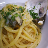 Dino's Cibo E Vino food